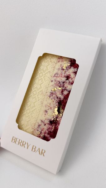 Шоколад с узором вышиванки - белый шоколад с сублимированной малиной - Berry Bar BBP01-117 фото