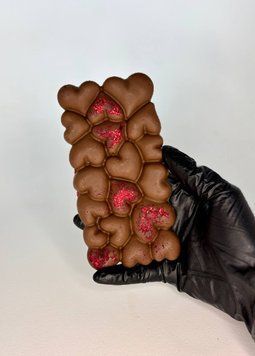 Крафтовый шоколад с клубникой в ​​сердечках из бельгийского шоколада и с особенными пожеланиями - Berry Bar BBP01-34 фото